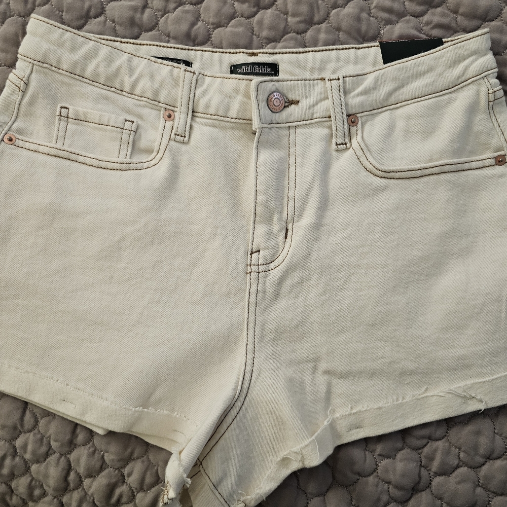 Wild Fable High-Rise Rolled Cuff Shorts. 2.5" Inseam.